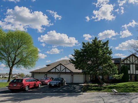 Photo of 1956 N Hidden Creek Circle #3, Palatine, IL 60074 (MLS # 12680867)