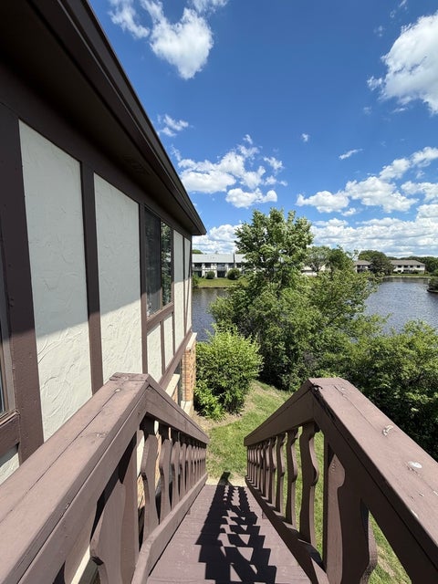 Tiny photo for 1956 N Hidden Creek Circle #3, Palatine, IL 60074 (MLS # 12680867)