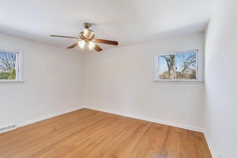 Tiny photo for 2316 Virginia Street, Park Ridge, IL 60068 (MLS # 12592701)