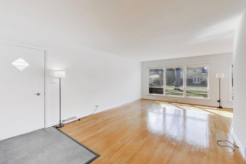 Tiny photo for 2316 Virginia Street, Park Ridge, IL 60068 (MLS # 12592701)