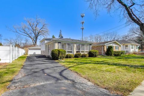 Tiny photo for 2316 Virginia Street, Park Ridge, IL 60068 (MLS # 12592701)