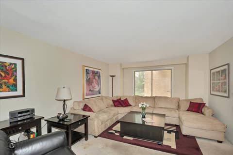 Tiny photo for 1734 Henley Street #4, Glenview, IL 60025 (MLS # 12676464)