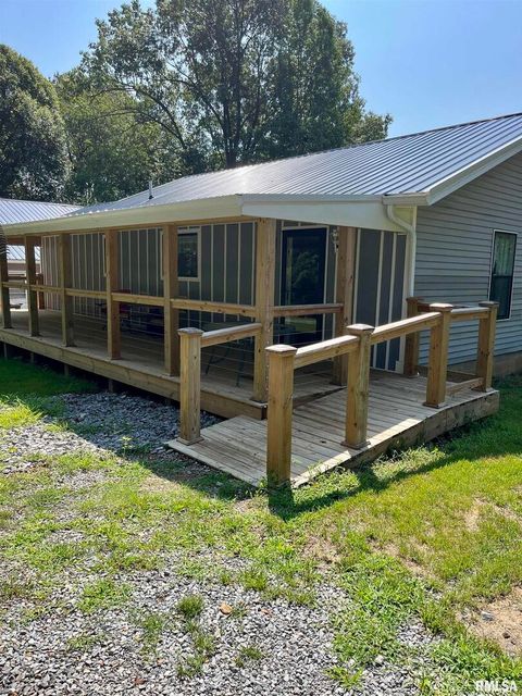 Tiny photo for 5504 MARION Road, Metropolis, IL 62960 (MLS # EB454274)