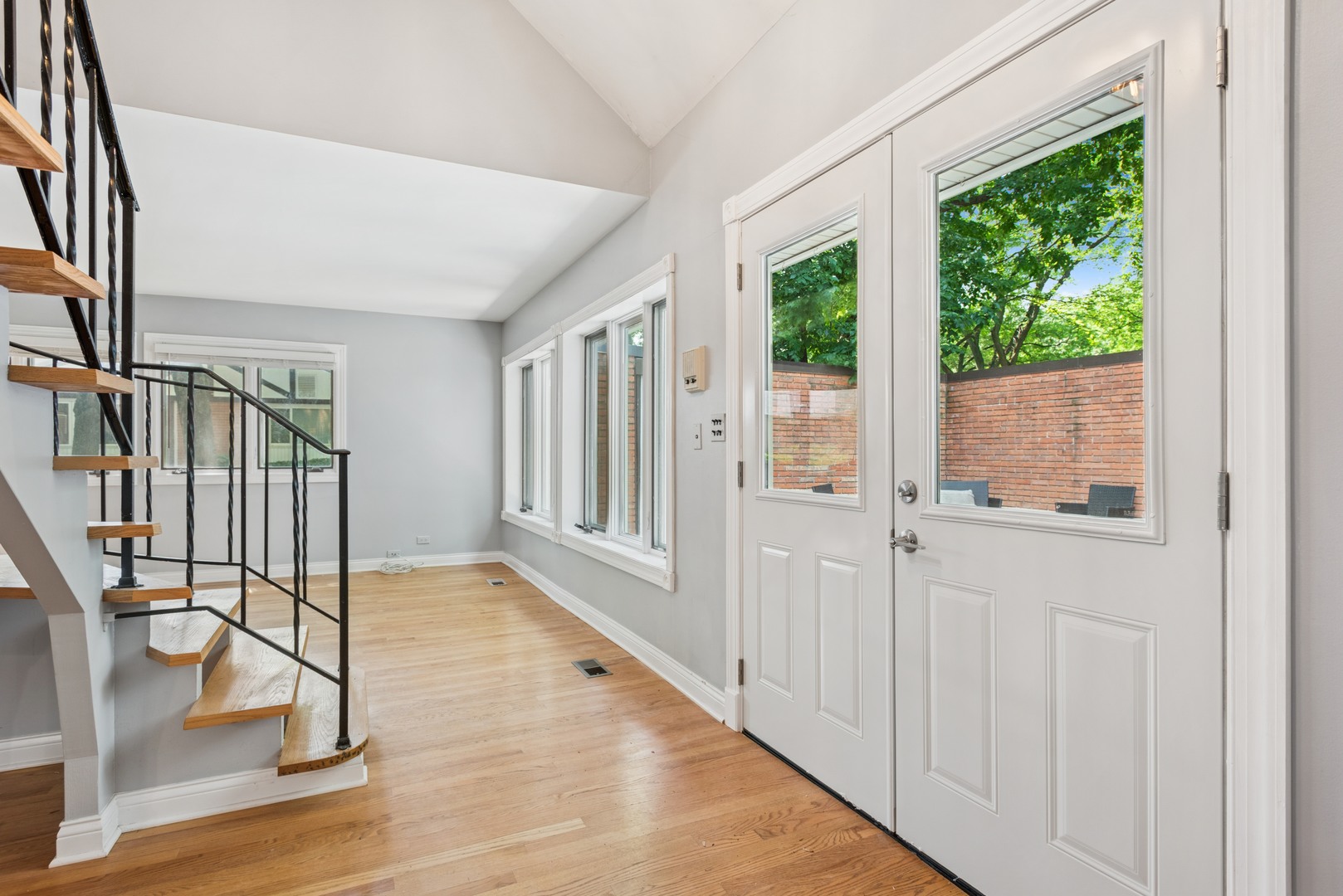 2 Croydon on Duxbury Street