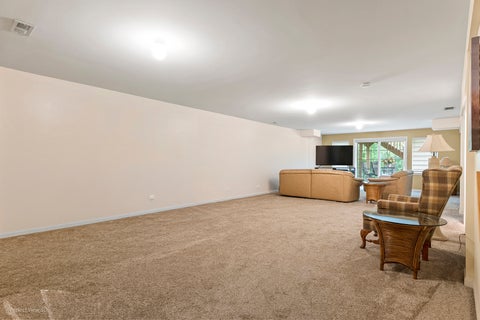 Tiny photo for 11512 Lake Shore Drive, Orland Park, IL 60467 (MLS # 12761664)