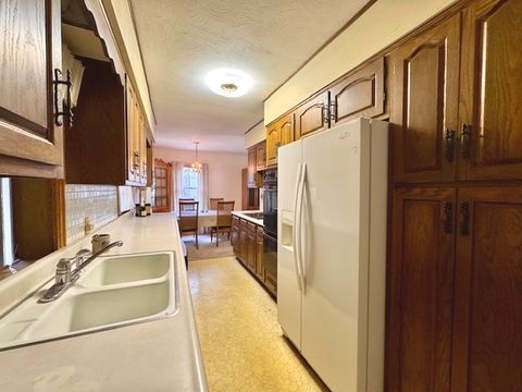 Tiny photo for 712 S Ottawa Avenue, Dixon, IL 61021 (MLS # 12481602)