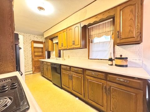 Tiny photo for 712 S Ottawa Avenue, Dixon, IL 61021 (MLS # 12481602)