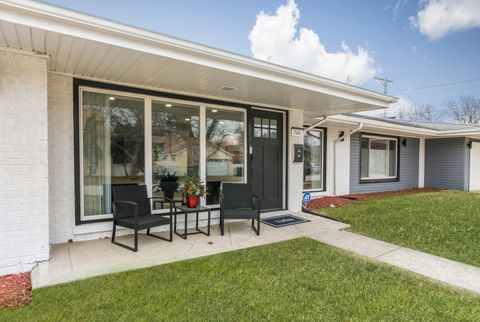 A home in Park Ridge