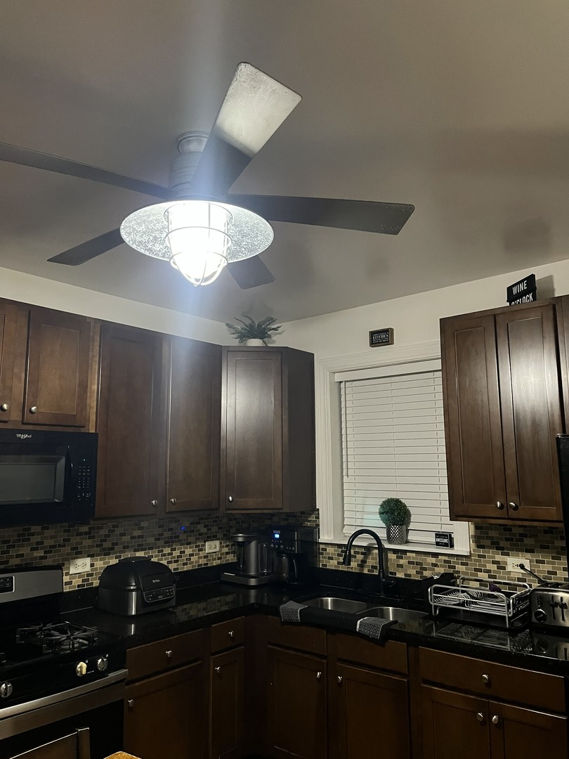 4920 W Monroe Street