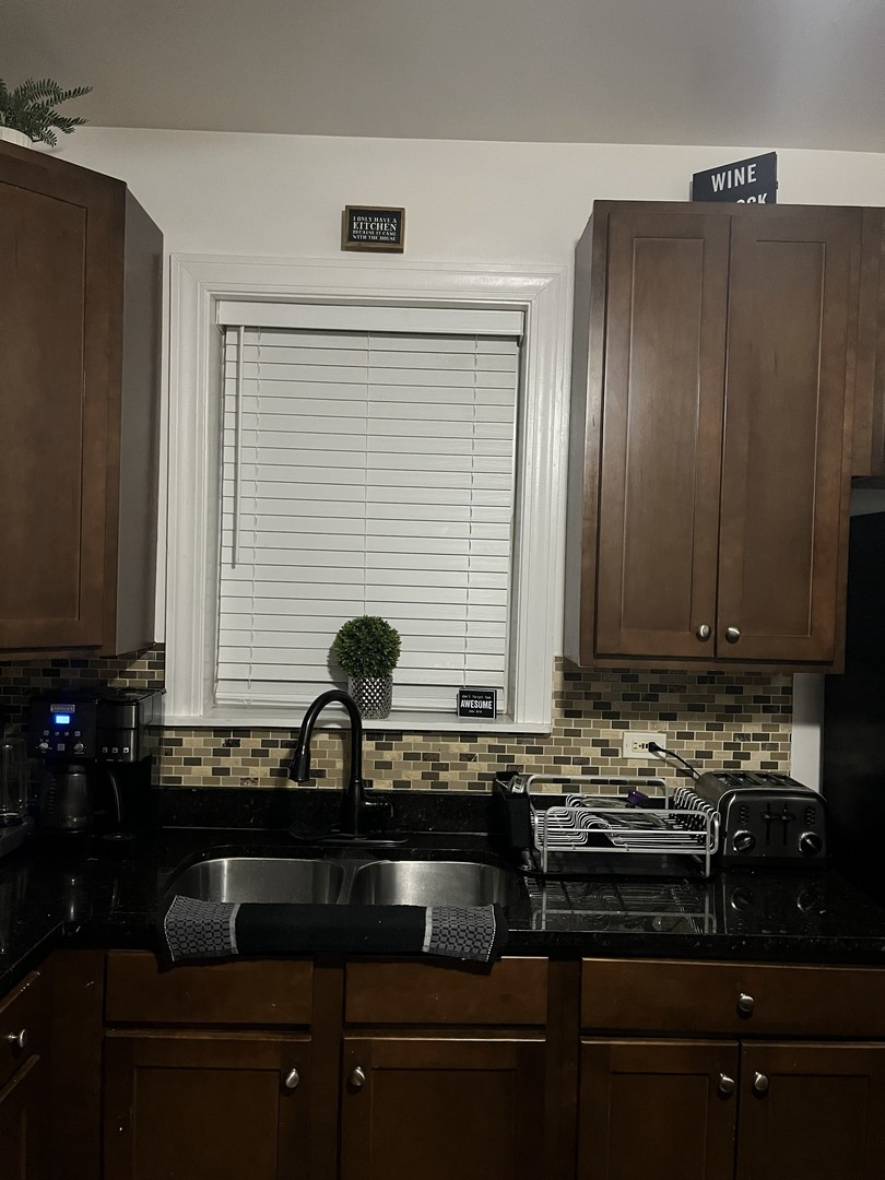 4920 W Monroe Street