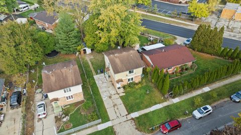Tiny photo for 520 Aller Avenue, Elgin, IL 60120 (MLS # 12508457)