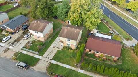 Tiny photo for 520 Aller Avenue, Elgin, IL 60120 (MLS # 12508457)