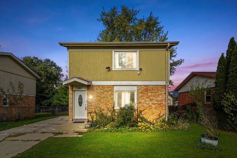 Photo of 520 Aller Avenue, Elgin, IL 60120 (MLS # 12508457)