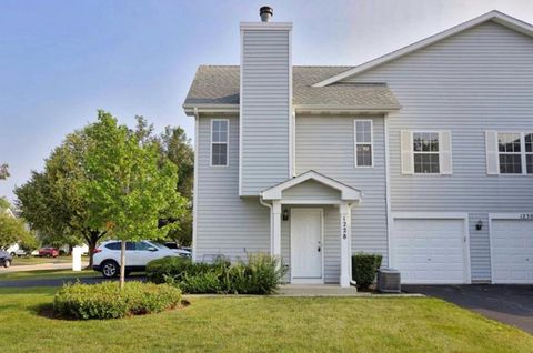 Photo of 1228 Orleans Drive, Mundelein, IL 60060 (MLS # 12338457)