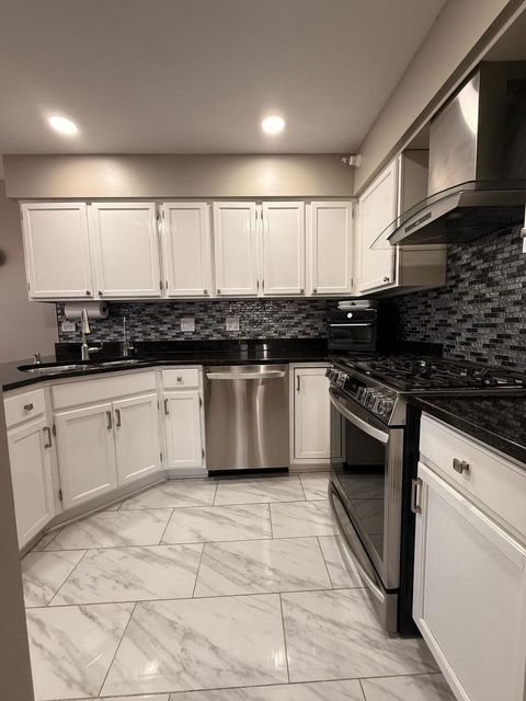 Tiny photo for 1228 Orleans Drive, Mundelein, IL 60060 (MLS # 12338457)