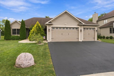 Photo of 867 Greenfield Turn, Yorkville, IL 60560 (MLS # 12792169)