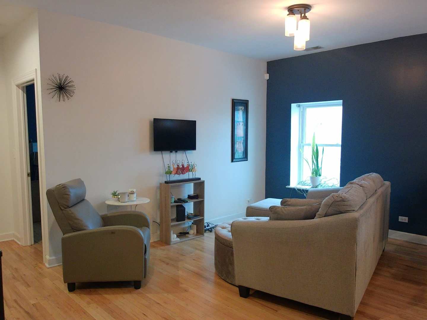 6324 S Kimbark Avenue 405