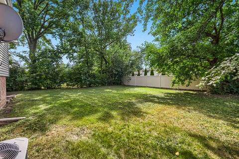 Tiny photo for 918 S Owen Street, Mount Prospect, IL 60056 (MLS # 12769581)
