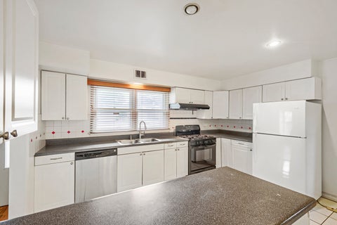 Tiny photo for 918 S Owen Street, Mount Prospect, IL 60056 (MLS # 12769581)