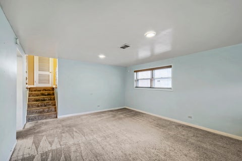 Tiny photo for 918 S Owen Street, Mount Prospect, IL 60056 (MLS # 12769581)