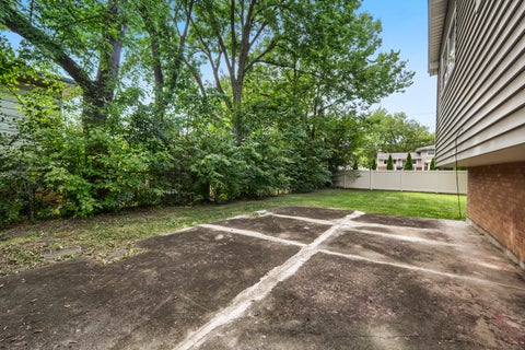 Tiny photo for 918 S Owen Street, Mount Prospect, IL 60056 (MLS # 12769581)