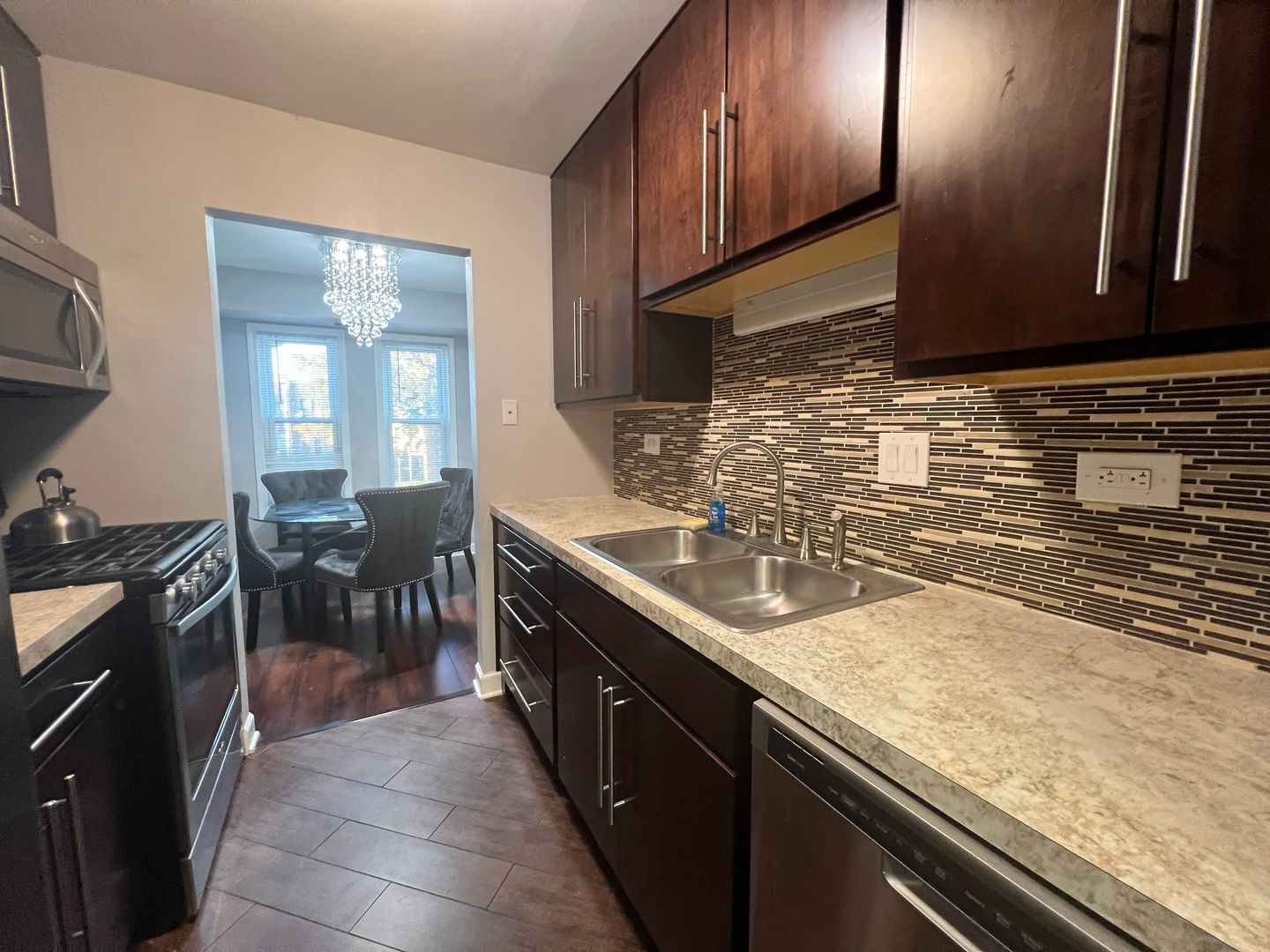 2263 Country Club Drive 12