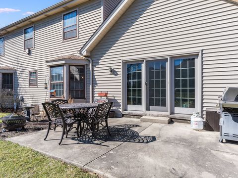 Tiny photo for 27W412 Chartwell Drive, Winfield, IL 60190 (MLS # 12570436)