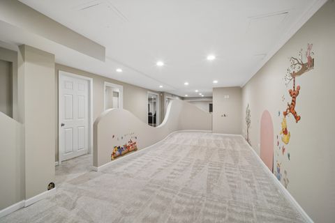 Tiny photo for 563 Dover Court, Buffalo Grove, IL 60089 (MLS # 12642033)