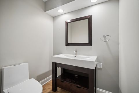 Tiny photo for 563 Dover Court, Buffalo Grove, IL 60089 (MLS # 12642033)