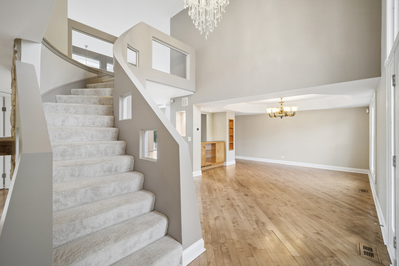563 Dover Court