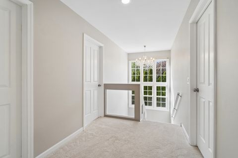 Tiny photo for 563 Dover Court, Buffalo Grove, IL 60089 (MLS # 12642033)
