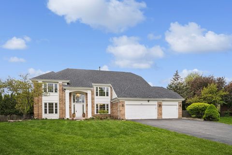 Photo of 563 Dover Court, Buffalo Grove, IL 60089 (MLS # 12642033)