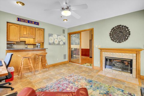 Tiny photo for 408 S Jeffery Drive, Mahomet, IL 61853 (MLS # 12610589)