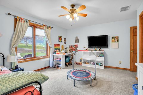 Tiny photo for 408 S Jeffery Drive, Mahomet, IL 61853 (MLS # 12610589)