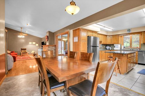 Tiny photo for 408 S Jeffery Drive, Mahomet, IL 61853 (MLS # 12610589)