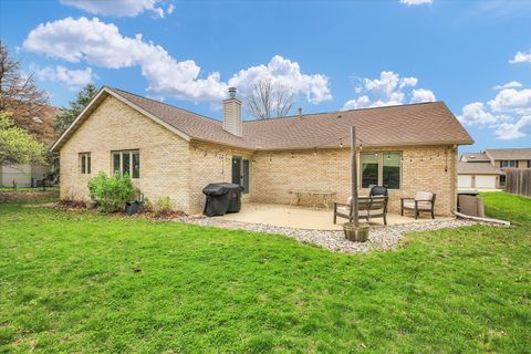 Tiny photo for 408 S Jeffery Drive, Mahomet, IL 61853 (MLS # 12610589)