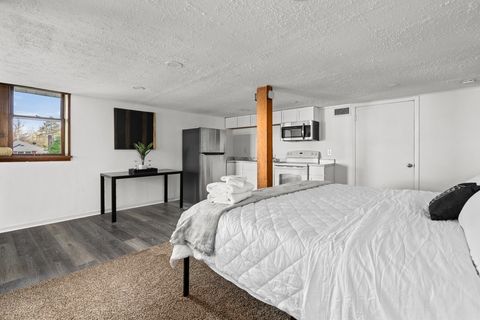 Tiny photo for 1316 E 9th Street, Davenport, IA 52803 (MLS # 12633573)