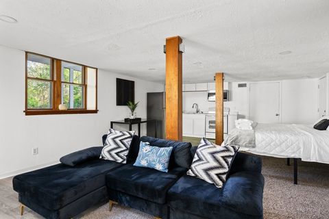 Tiny photo for 1316 E 9th Street, Davenport, IA 52803 (MLS # 12633573)