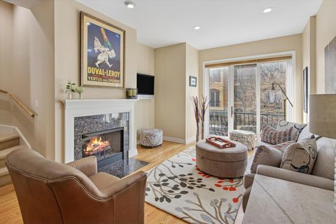 Tiny photo for 525 N PEORIA Street, Chicago, IL 60642 (MLS # 12604939)