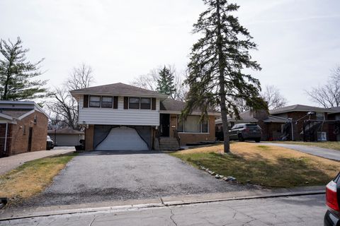 Photo of 3009 Longfellow Avenue, Hazel Crest, IL 60429 (MLS # 12590874)