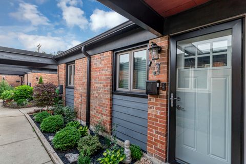 Tiny photo for 7754 W Higgins Road #J, Chicago, IL 60631 (MLS # 12433954)