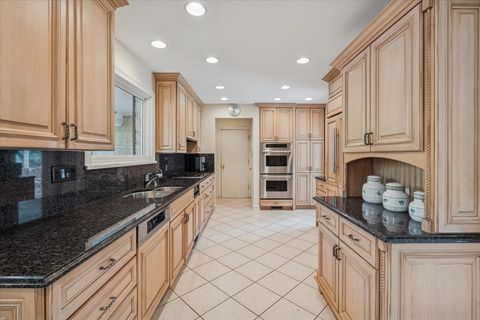Tiny photo for 1350 Westmoor Trail, Winnetka, IL 60093 (MLS # 12502961)