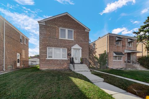 Photo of 9348 S Green Street, Chicago, IL 60620 (MLS # 12489409)
