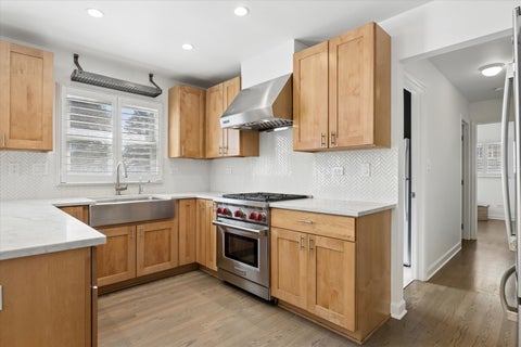 Tiny photo for 7553 Ridgewood Lane, Burr Ridge, IL 60527 (MLS # 12795677)