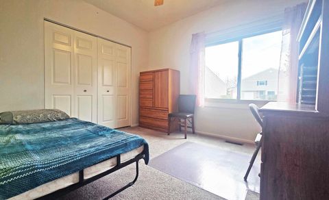 Tiny photo for 111 Autumn Court #111, Buffalo Grove, IL 60089 (MLS # 12617148)