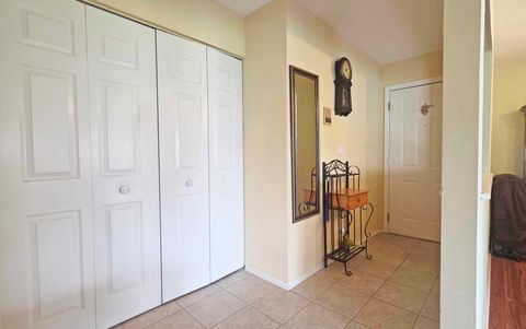 Tiny photo for 111 Autumn Court #111, Buffalo Grove, IL 60089 (MLS # 12617148)