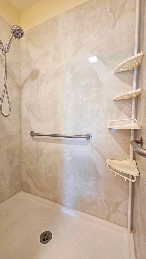 Tiny photo for 111 Autumn Court #111, Buffalo Grove, IL 60089 (MLS # 12617148)