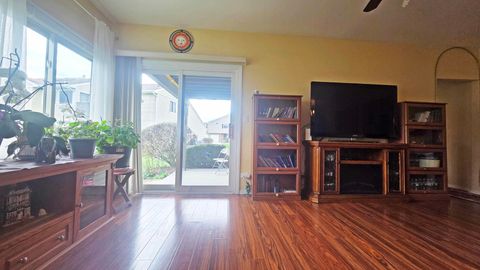 Tiny photo for 111 Autumn Court #111, Buffalo Grove, IL 60089 (MLS # 12617148)