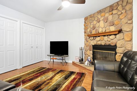 Tiny photo for 34726 N Mudjekeewis Terrace, McHenry, IL 60051 (MLS # 12488427)