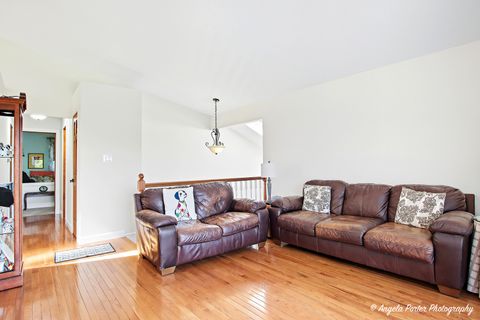 Tiny photo for 34726 N Mudjekeewis Terrace, McHenry, IL 60051 (MLS # 12488427)